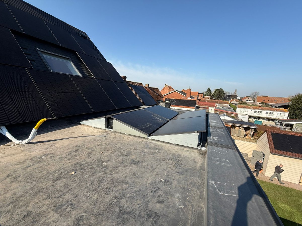 Grootschalige zonne-installatie – Vastgoed Bonne - Foto 2 van 6 - Bonn Maldegem