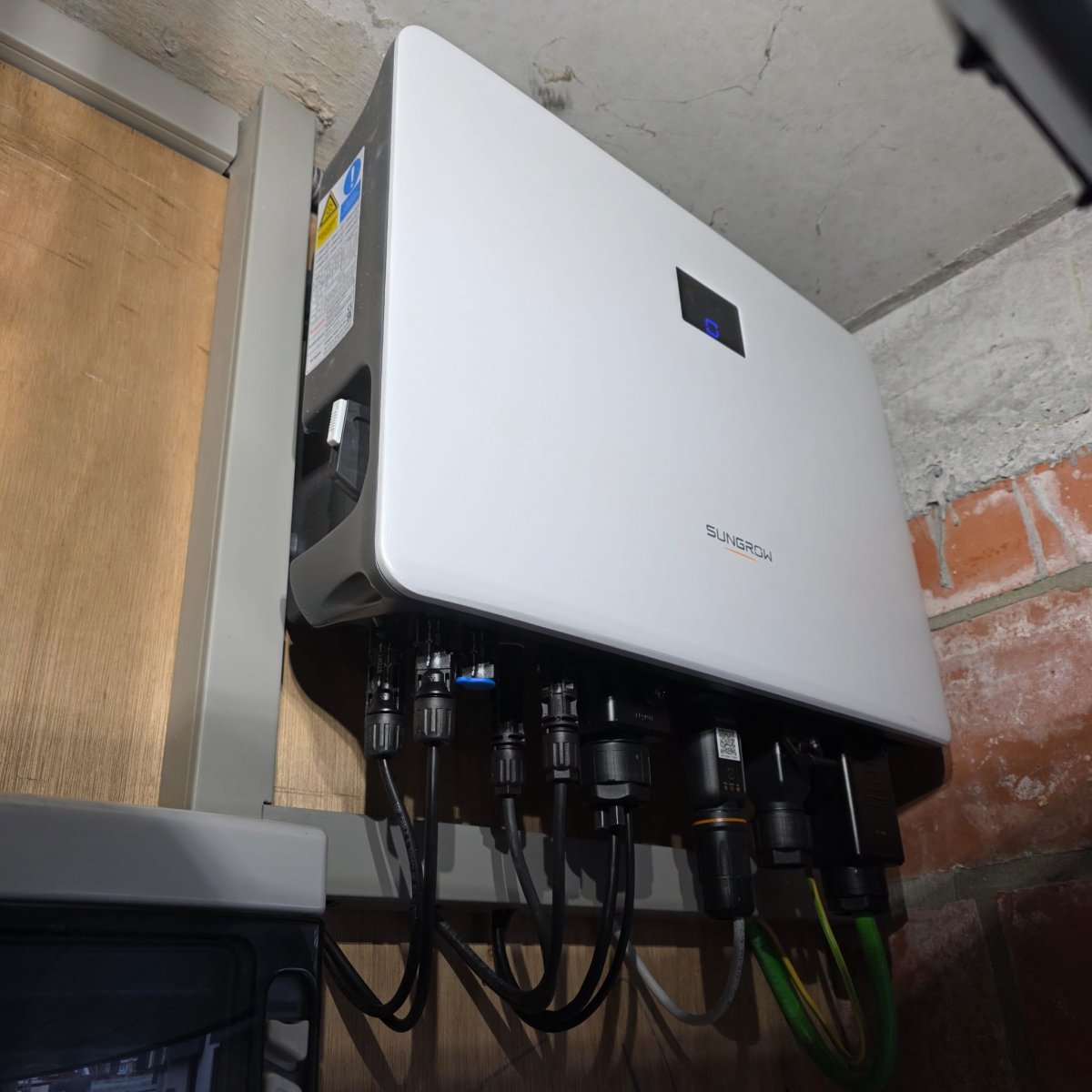 Project Energie opslaan? Check! ⚡ in Sint Andries Brugge - JJ Electric zonnepanelen en domotica installatie