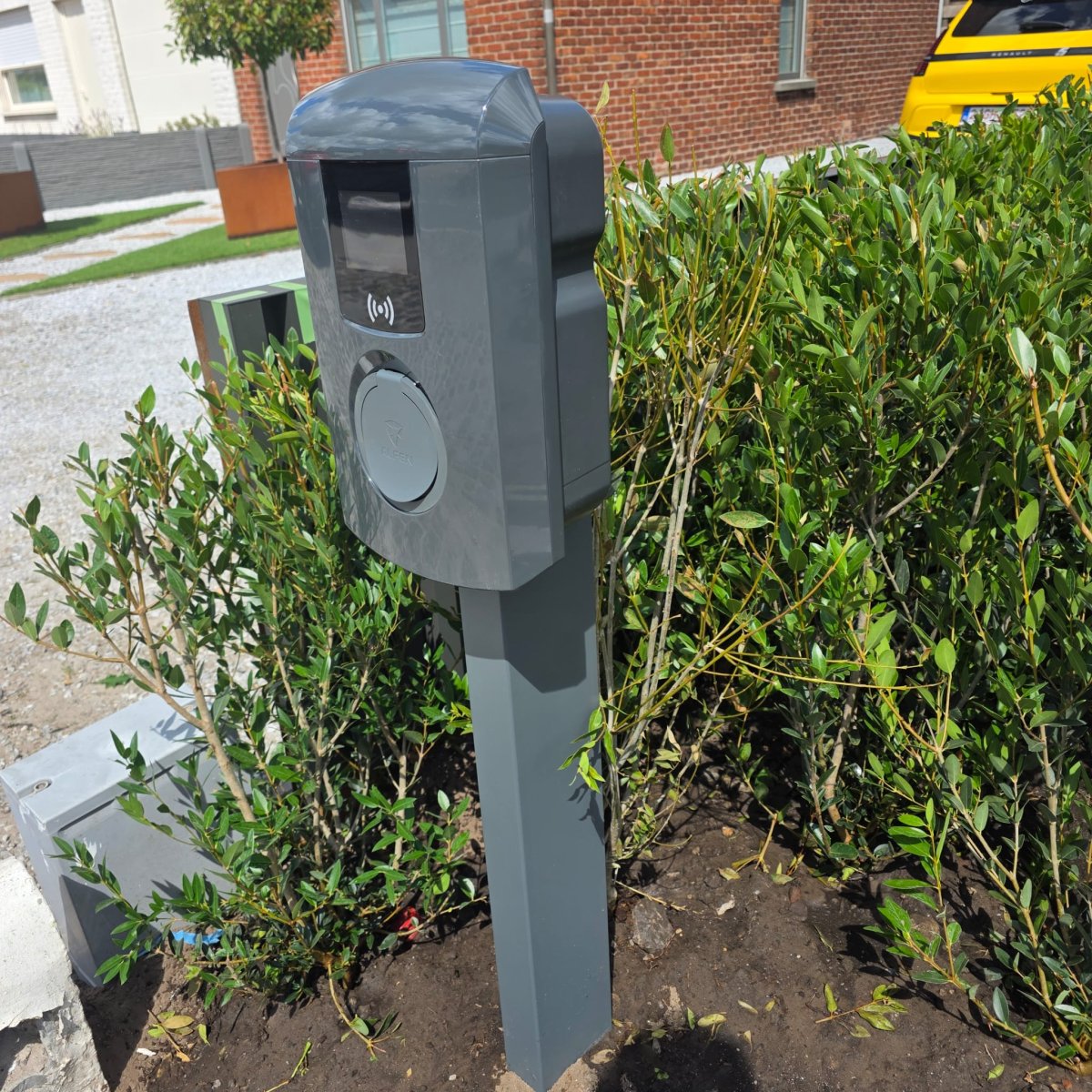 Alfen Laadpalen - Foto 2 van 2 - Maldegem